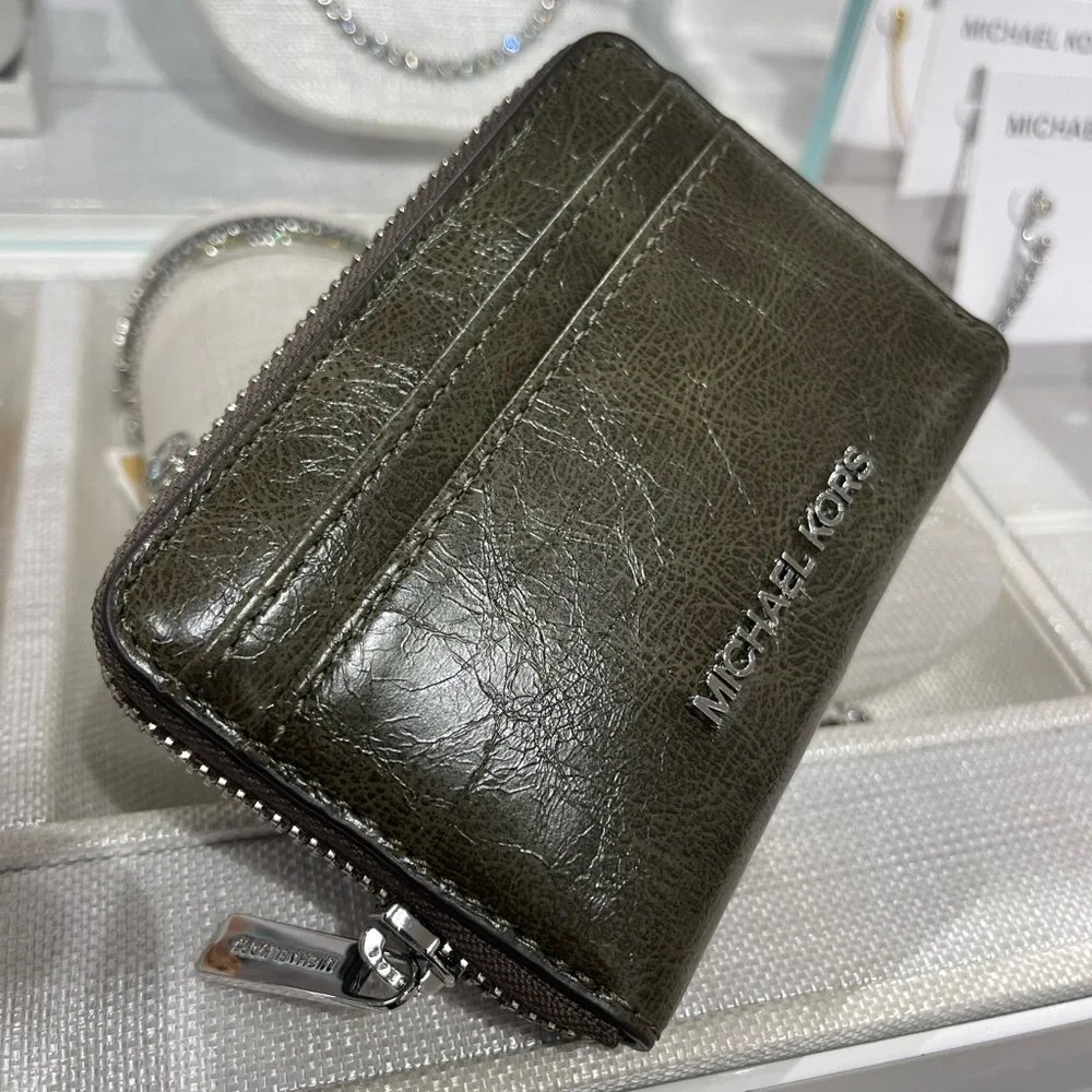 MICHAEL KORS Jet Set Medium Distressed Zip Around Card Case Olive  NWT